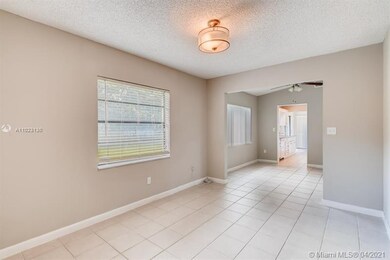 unlisted-address, Davie, FL 33325 - photo 6