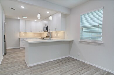 5704 Darling St, Houston, TX 77007 - photo 6