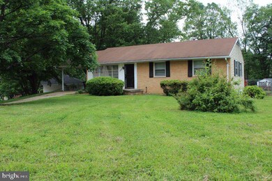 7902 Ashdale Rd, Capitol Heights, MD 20743 - photo 4