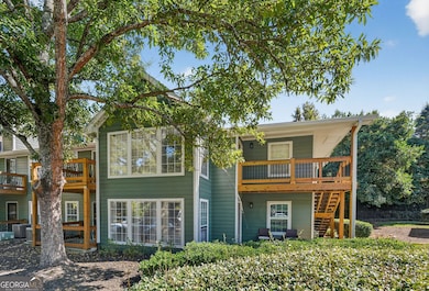 202 Berkeley Woods Dr, Duluth, GA 30096 - photo 2