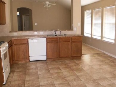 5892 5892 Grace Ave, Tyler, TX 75703 - photo 5