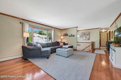 1332 E Elm St 10 Large