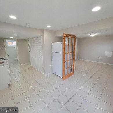 1740 N Culpeper St unit B, Arlington, VA 22207 - photo 3