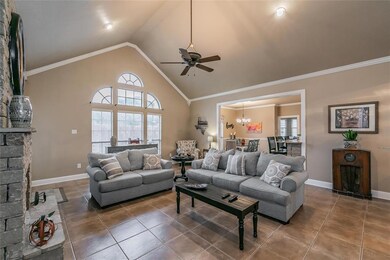 109 Hannah Ct, Weatherford, TX 76085 - photo 6