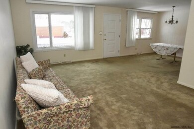 35 Tryon St, Albany, NY 12203 - photo 6