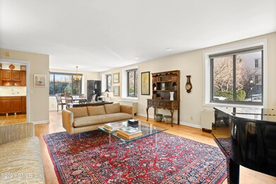 11 Lafayette Ct unit 1C, Greenwich, CT 06830 - photo 4