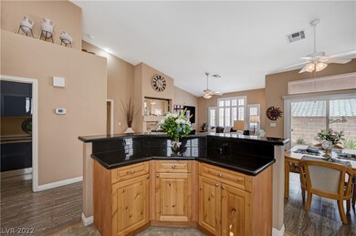 GRANITE COUNTERS W/ BREAKFAST BAR