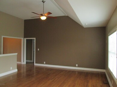 2902 Hollow Oak Dr, Crestwood, KY 40014 - photo 4