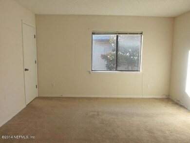 7740 Highchair Ln, Jacksonville, FL 32210 - photo 4