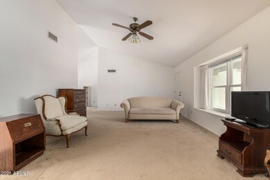 1237 E Wickieup Ln, Phoenix, AZ 85024 - photo 5