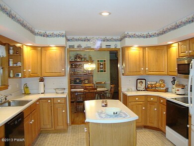 482 Rowland Rd, Greeley, PA 18425 - photo 6