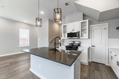 8475 Berry Rd, Houston, TX 77022 - photo 6