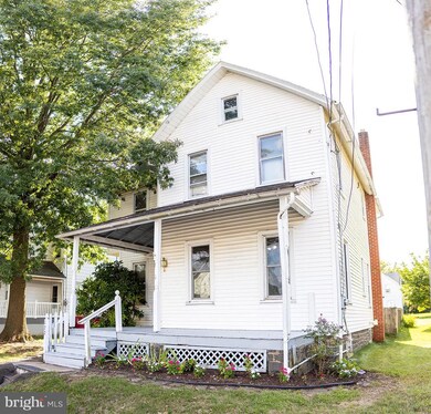 122 S 9th St, Quakertown, PA 18951 - photo 2