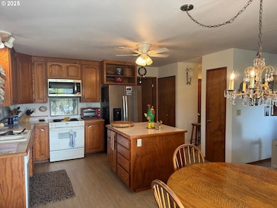 88468 Trout Pond Ln, Bandon, OR 97411 - photo 6