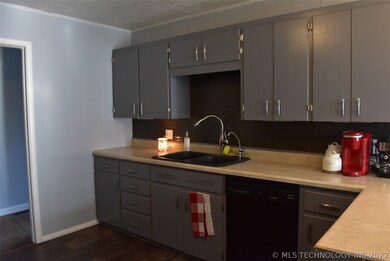 425 E Fuller St, Tahlequah, OK 74464 - photo 5