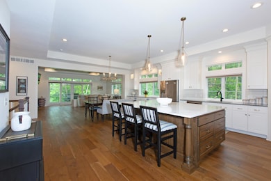 11874 Azure Lane 5.jpg