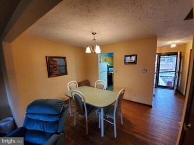 23318 Red Oak Ct, California, MD 20619 - photo 7