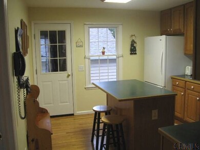 15 Swayze Dr, Colonie, NY 99999 - photo 6