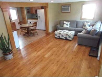 28 Howland St, Brockton, MA 02302 - photo 4