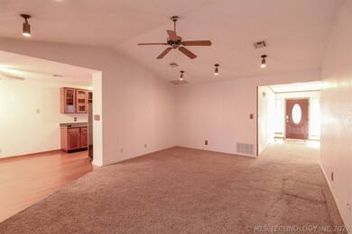 2897 W 112th Place S, Jenks, OK 74037 - photo 4