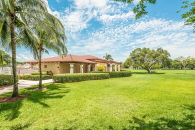 4201 Pine Ridge Ln, Weston, FL 33331 - photo 5