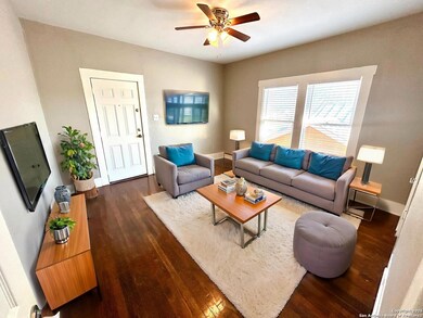 502 E Laurel unit 3, San Antonio, TX 78212 - photo 3