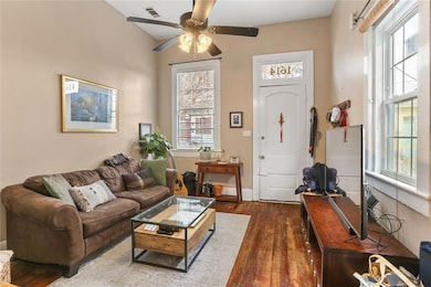 Living Room-1614