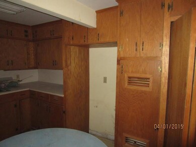 saucedo kit1.jpg