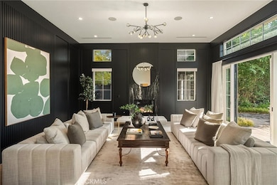 20511 Wells Dr, Woodland Hills, CA 91364 - photo 7