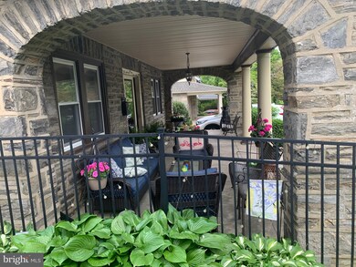 815 Earlington Rd, Havertown, PA 19083 - photo 3