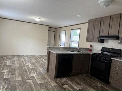 290 Mallard Ln unit 290, Madison, WI 53704 - photo 3