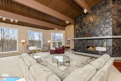 04-Living Room 20240419-DW-8259
