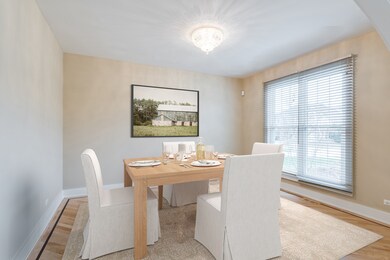 1811 Baybrook Ct, Naperville, IL 60564 - photo 7