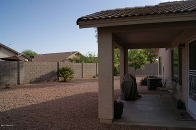 BACKYARD & COVERED PATIO