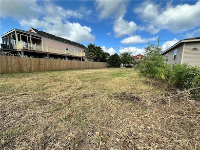 6017 Warrington Dr, New Orleans, LA 70122 - photo 4