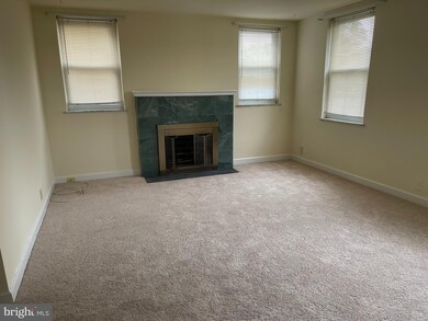 4239 Ferne Blvd unit 2 ND FLOOR, Drexel Hill, PA 19026 - photo 5