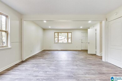 1013 Turner Ln, Birmingham, AL 35215 - photo 3