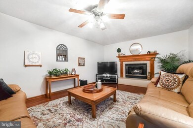 22934 Hollyhock Ln, California, MD 20619 - photo 5