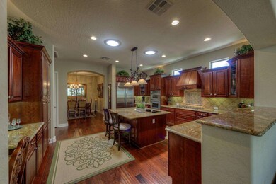 010_Kitchen and Dining Room