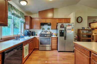 17349 Heather Ln SE, Yelm, WA 98597 - photo 6