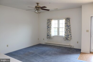 222 Sunbrook Ln unit 141, Hagerstown, MD 21742 - photo 4