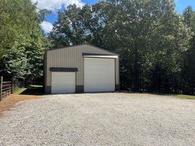 365 Travis Boyd Rd, Mansfield, TN 38236 - photo 3