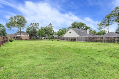 10214 Sugar Hill Dr, Houston, TX 77042 - photo 5