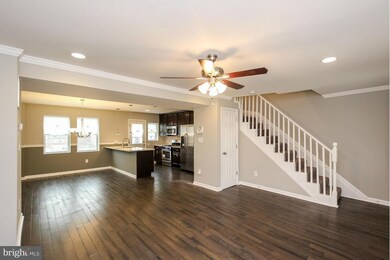 833 Lyndhurst St, Baltimore, MD 21229 - photo 3