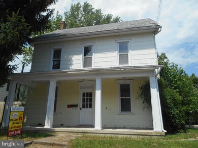 205 W 4th St, Waynesboro, PA 17268 - photo 2