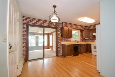 175 Ocean Rd, Portsmouth, NH 03801 - photo 5