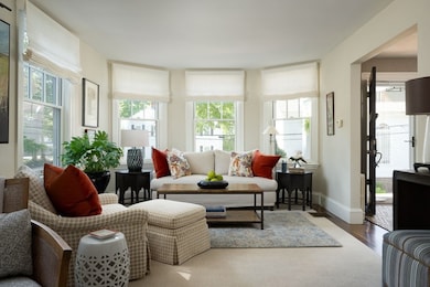 10 Elm St, Hingham, MA 02043 - photo 4