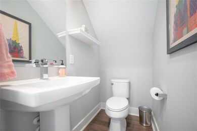 614 Thornton Rd, Houston, TX 77018 - photo 6