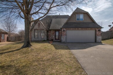 11917 S Cedar Ct, Jenks, OK 74037 - photo 2