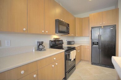 Kitchen (photo 1)